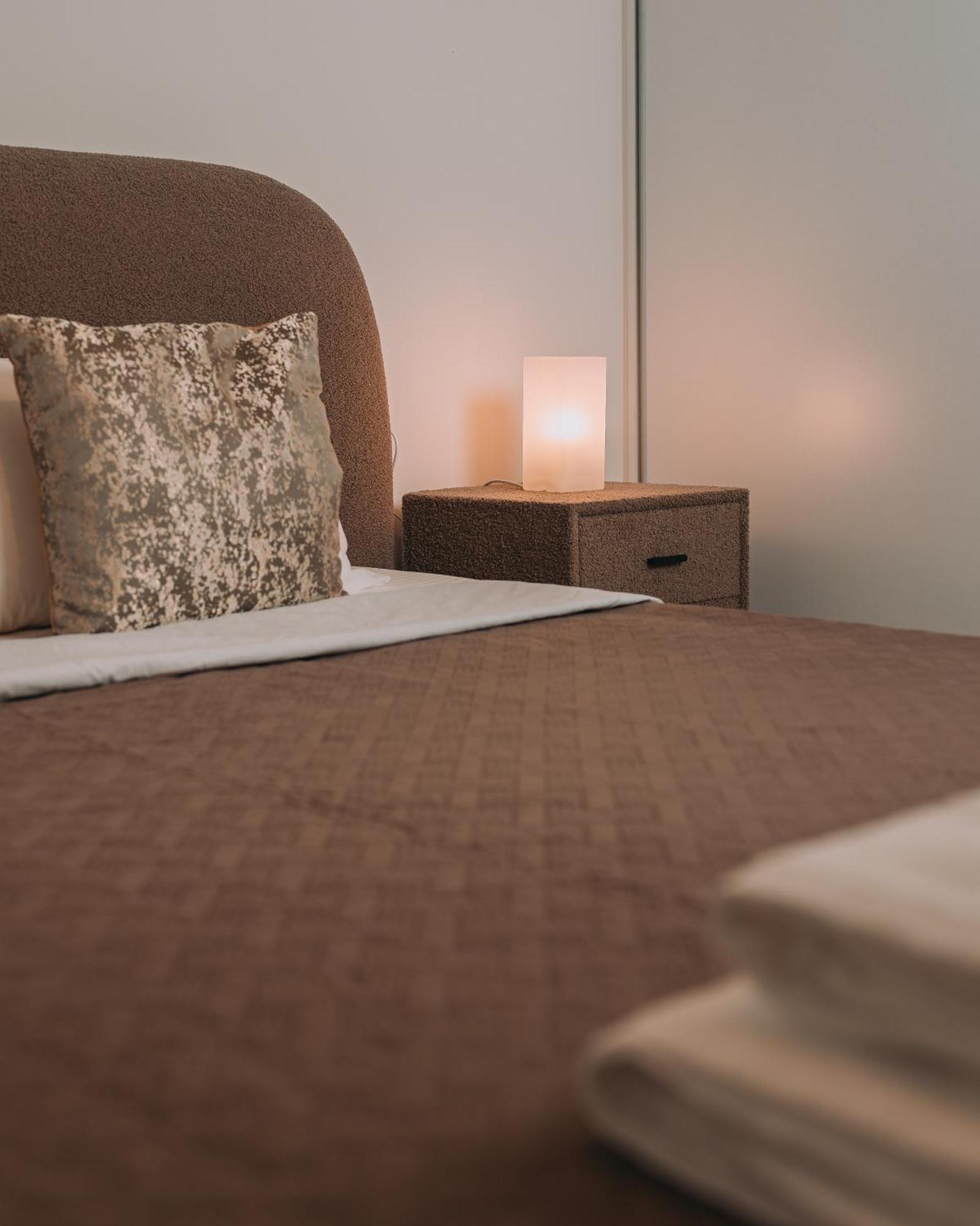 Cozy New Apartment Nearby Metro أثينا المظهر الخارجي الصورة