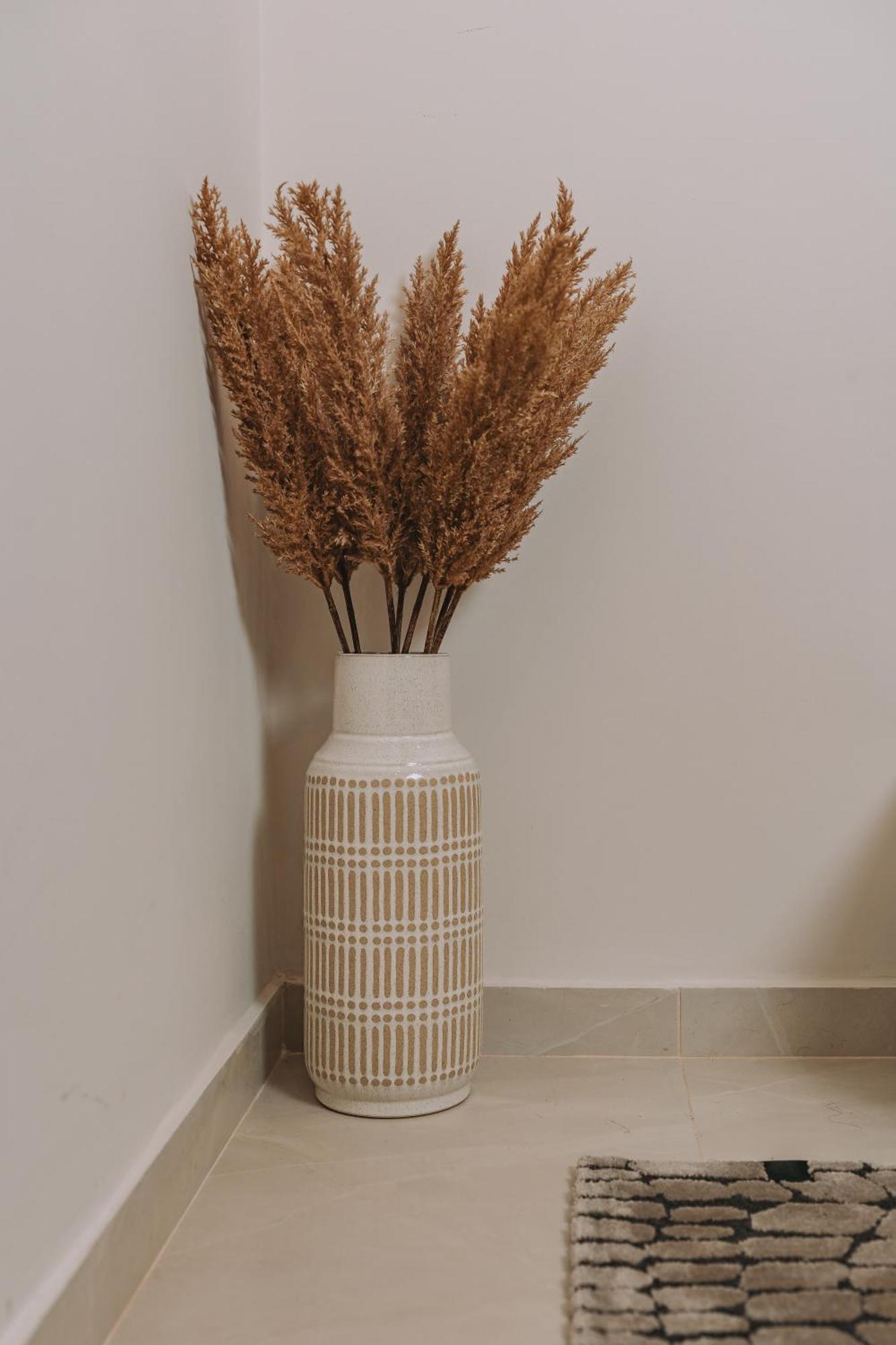 Cozy New Apartment Nearby Metro أثينا المظهر الخارجي الصورة